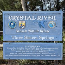 Three Sisters Springs - Entrance