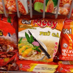 Instant pho ga