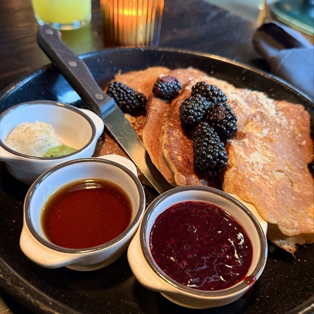 The Botanist - Challah French Toast - Cocktail Bars Near Me - Bakersfield, California The Botanist - Challah French Toast - Cocktail Bars Near Me - Bakersfield, California