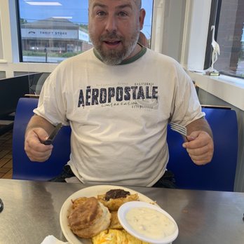 Poochie's Place - Hubs is happy! - Breakfast & Brunch Near Me - Amelia, Ohio Poochie's Place - Hubs is happy! - Breakfast & Brunch Near Me - Amelia, Ohio