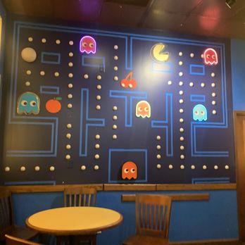 Blueberry Hill - Giant PacMan game - American Near Me - Saint Louis, Missouri
