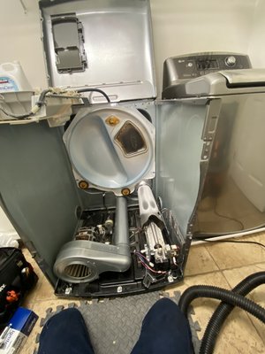 Appliances Repairs: Casa’s Tech handles everything from water heater installs to troubleshooting complex issue - Home appliances: such as Dishwashers, Washer machines, garbage disposals, Stoves and Refrigerators require specialized knowledge. Casa’s Techs are certified professionals skilled in Troubleshooting, Diagnostic and Repairs, giving you confidence in every repair and installation. We troubleshoot and resolve issues with Residencial and Commercial appliances, replacing faulty components as needed to restore full function.
Casa’s Tech delivers quality results—on time, on budget, and with minimal disruption. Trust us to keep your home appliances running safely and smoothly Appliances Repairs: Casa’s Tech handles everything from water heater installs to troubleshooting complex issue - Home appliances: such as Dishwashers, Washer machines, garbage disposals, Stoves and Refrigerators require specialized knowledge. Casa’s Techs are certified professionals skilled in Troubleshooting, Diagnostic and Repairs, giving you confidence in every repair and installation. We troubleshoot and resolve issues with Residencial and Commercial appliances, replacing faulty components as needed to restore full function.
Casa’s Tech delivers quality results—on time, on budget, and with minimal disruption. Trust us to keep your home appliances running safely and smoothly