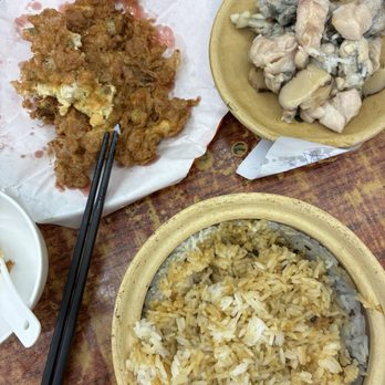 四季煲仔飯 - The clay pot rice and oyster omelette - Cantonese Near Me - Hong Kong, HK