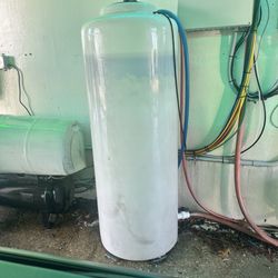 7-Eleven - Empty soap container. The line at the top is a stain.