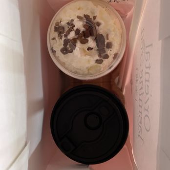 Molly Tea - Premium Jasmine Matcha Milk Tea (iced) and Snowy DanCong - Bubble Tea Near Me - Sunnyvale, California
