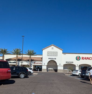 ChongQing Chicken Pot by null