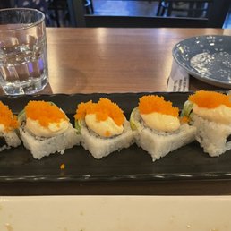 Island Roll = mostly mayonnaise. Island Roll = mostly mayonnaise.