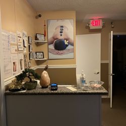 King and Queen Massage and Spa - The front desk at King and Queen massage therapy.