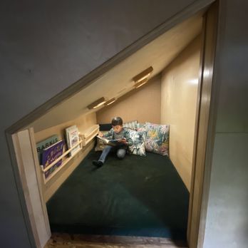 Fox & Kit - reading nook - Coffee & Tea Near Me - San Rafael, California