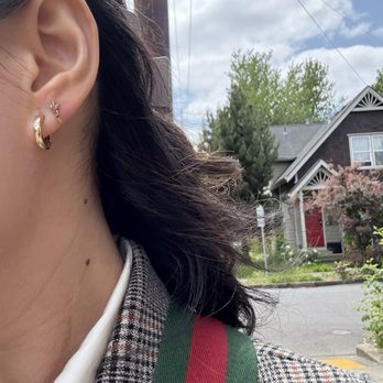 Soda Pop Piercing - Second lobe piercing and jewelry piece from Soda Pop - Piercing Near Me - Portland, Oregon Soda Pop Piercing - Second lobe piercing and jewelry piece from Soda Pop - Piercing Near Me - Portland, Oregon