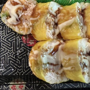 Little Tokyo - Wrapped in sponge - Sushi Bars Near Me - Mobile, Alabama