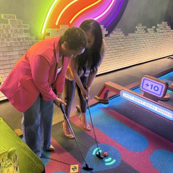 Puttshack - Mini Golf Near Me - Dunwoody, Georgia