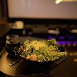 Flix Brewhouse - Cobb salad