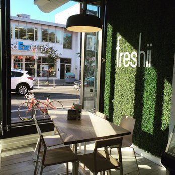 Freshii - Great location, sunny seat by the window. Very nice. - Salad Near Me - Toronto, Ontario
