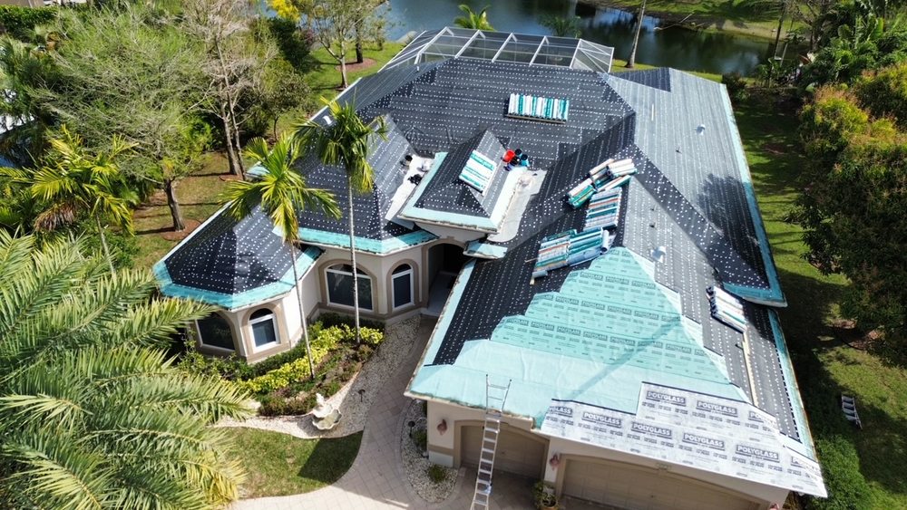 Slide of Pro Roofing Services