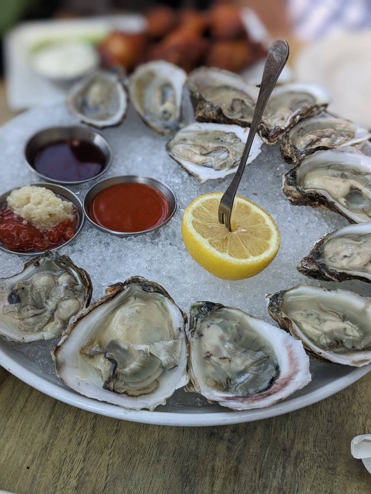 Social spots from Boundary Stone