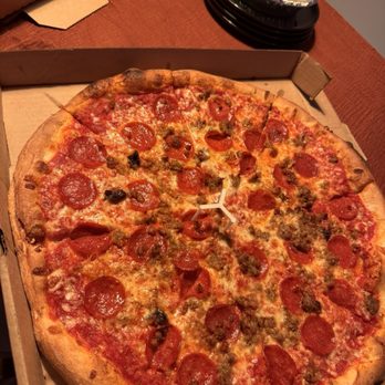 Mama Maria's Pizza - Pizza Near Me - Coconut Creek, Florida Mama Maria's Pizza - Pizza Near Me - Coconut Creek, Florida