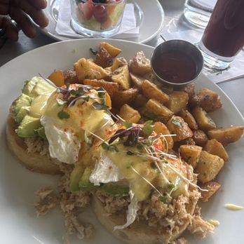Bloom - Jumbo Crab Bene !!! - American Near Me - Santa Clara, California