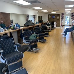 Casey’s Barbershop - Shop life