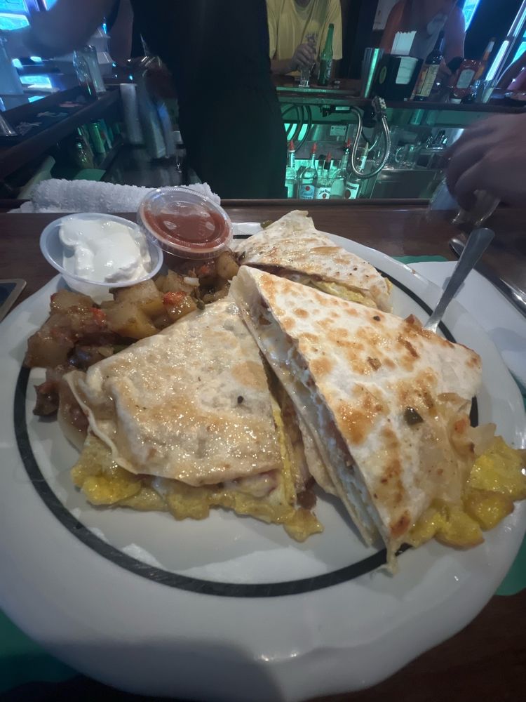 D’AG’S Updated October 2024 15 Photos & 12 Reviews 7349 Easton Rd