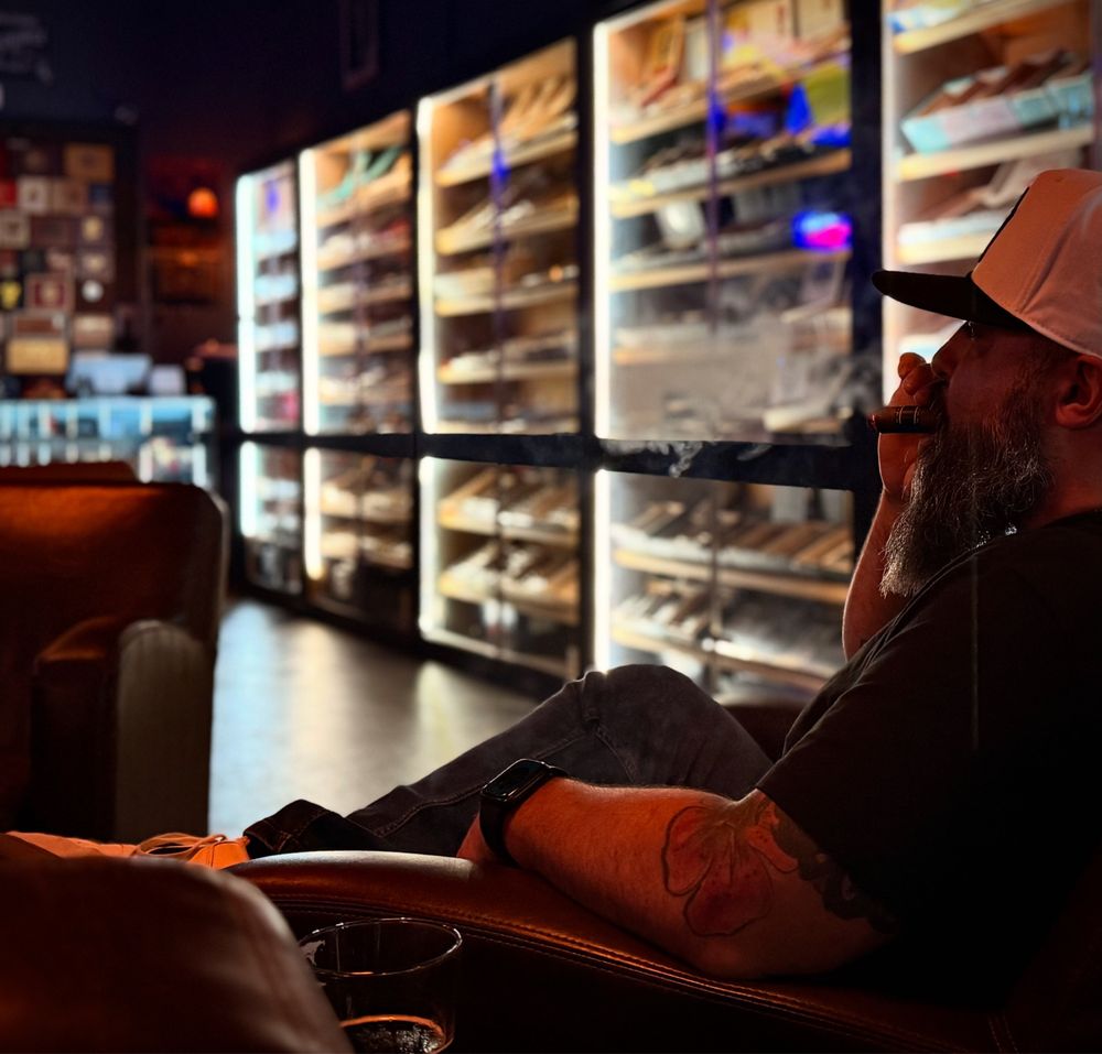 Stogies Ft Myers Cigar Lounge