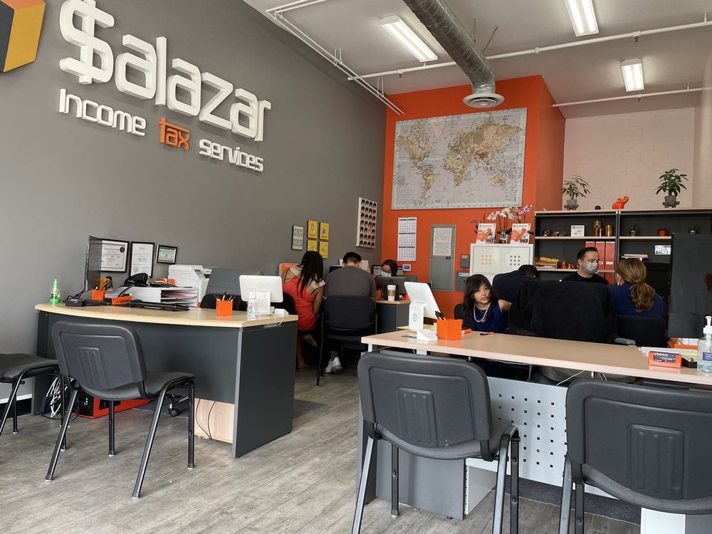 Salazar Income Tax Services logo