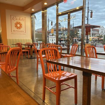 Rachel's Kitchen - Interior - Salad Near Me - Las Vegas, Nevada
