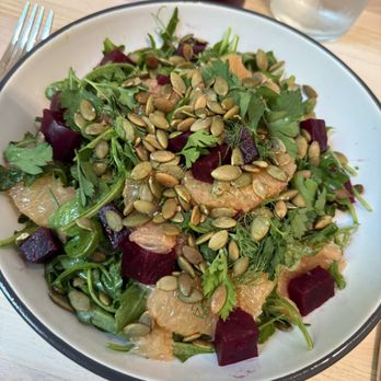 The Well Bouldin - Beet salad with grapefruit - Gluten-Free Near Me - Austin, Texas The Well Bouldin - Beet salad with grapefruit - Gluten-Free Near Me - Austin, Texas