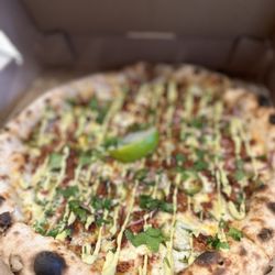 TennFold Brewing - Ode to Nectar - the featured pizza right now