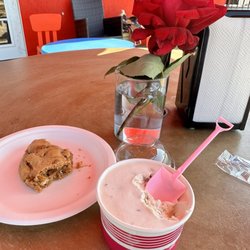 Farm Americana - Biscoff cookie & Butter Pecan ice cream