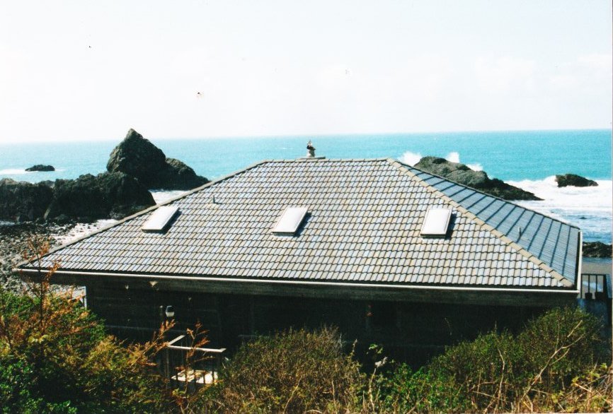 EDWARDS ROOFING Updated August 2024 Brookings, Oregon Roofing