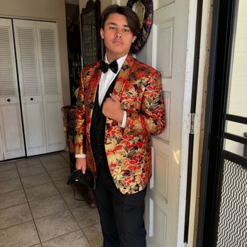 Carducci's Tuxedo - Formal Wear Near Me - Claremont, California