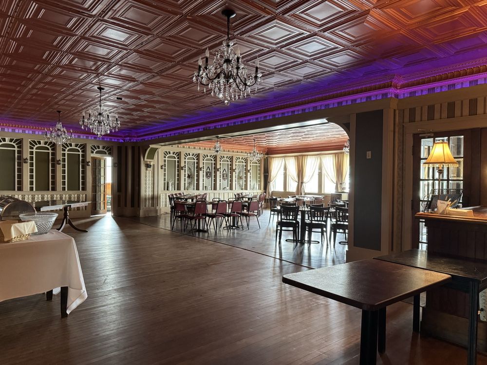 Historic Hotel Broadalbin