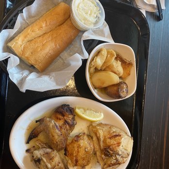 Dengeos - Greek chicken dinner - Italian Near Me - Glenview, Illinois