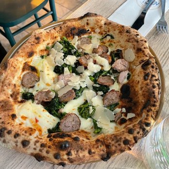 Song E Napule - Pizza Near Me - New York, New York Song E Napule - Pizza Near Me - New York, New York