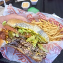 Freddy's Frozen Custard & Steakburgers