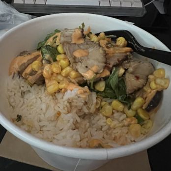 Pokébowl Station - Build Your Own MaLa Rice Bowl - Hot Bowl - Poke Near Me - Staten Island, New York Pokébowl Station - Build Your Own MaLa Rice Bowl - Hot Bowl - Poke Near Me - Staten Island, New York