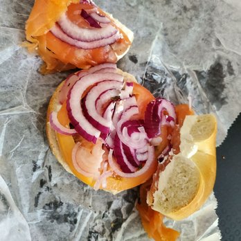 Philly Bagels - A piss poor Welde, thx Giana. - Bagels Near Me - Philadelphia, Pennsylvania