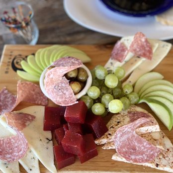 Bodegas Cieli - Wineries Near Me - Valle de Guadalupe, BCN