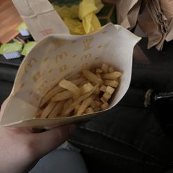 1/2 full French Fries