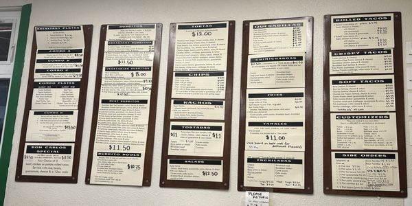 Don Carlos Taco Shop։ by null