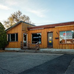 Tom's Shoe Repair