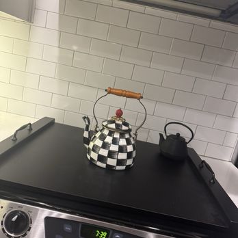 Realty Source - Beautiful subway tile backsplash - General Contractors Near Me - Thomaston, Connecticut