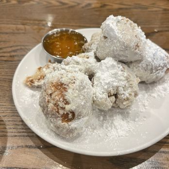 Another Broken Egg Cafe - Biscuit Beignets!! These were delicious - American Near Me - Austin, Texas