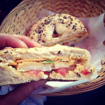 Charlie's and Co - Bagel "New York" a 5€ sans formule - Coffee & Tea Near Me - Nice, 06 Charlie's and Co - Bagel "New York" a 5€ sans formule - Coffee & Tea Near Me - Nice, 06