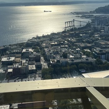 Space Needle - Landmarks & Historical Buildings Near Me - Seattle, Washington