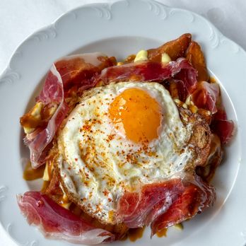 Crevette - Seafood Near Me - New York, New York