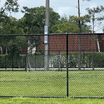 Veterans Memorial Park - Playgrounds Near Me - Greenacres, Florida