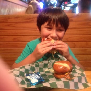 Beef 'O' Brady's - Pubs Near Me - Bushnell, Florida Beef 'O' Brady's - Pubs Near Me - Bushnell, Florida