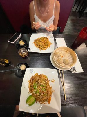 Fun Noodle Bar by null